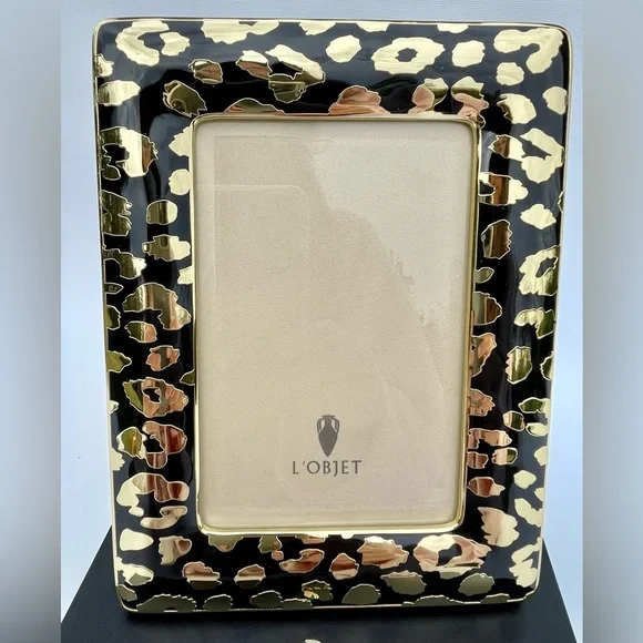 L'Objet 24K Gold 4x6 Leopard Print Picture Frame - Picture 2 of 5
